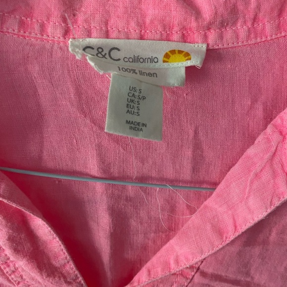 C&C California Pink Ruffled Tunic with Notched Collar - Picture 3 of 4